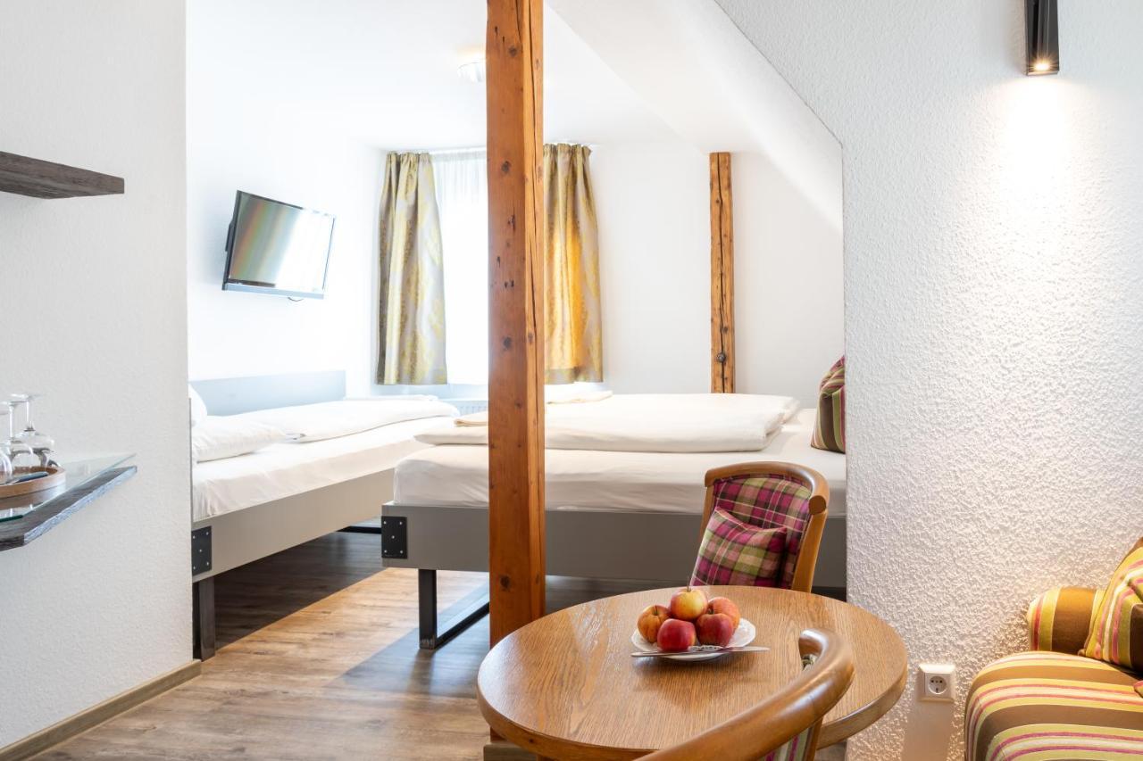 Hotel Restaurant Krehl'S Linde Stuttgart Exteriör bild